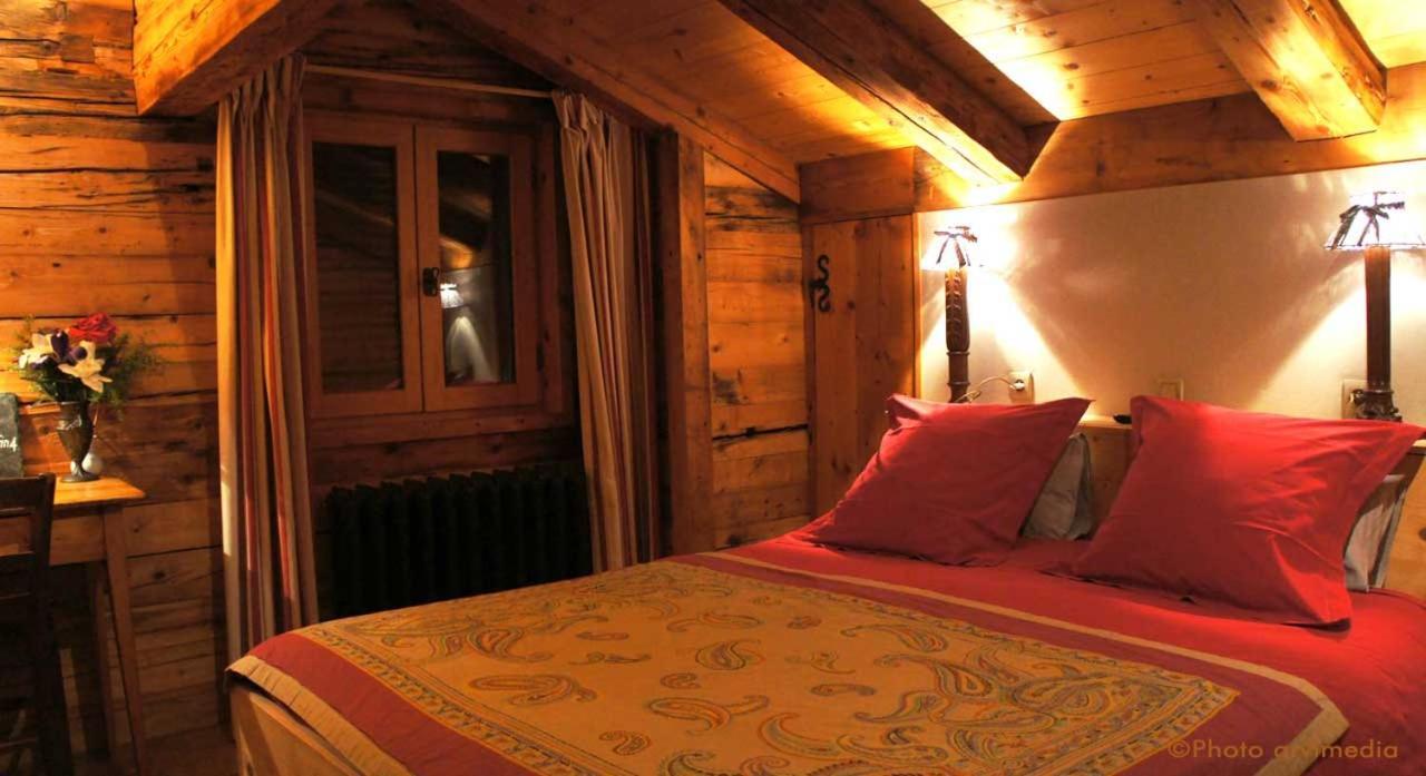 Chambres D'Hotes Le Barna ラ・クリュサ エクステリア 写真