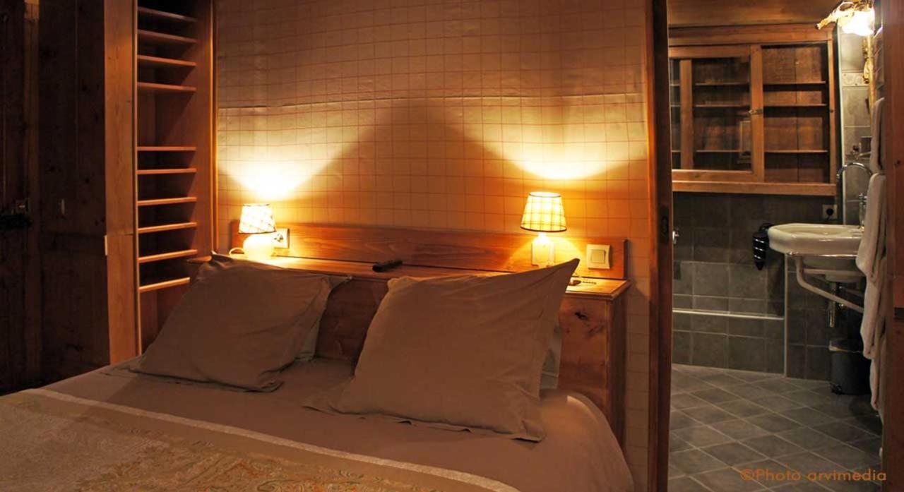 Chambres D'Hotes Le Barna ラ・クリュサ エクステリア 写真